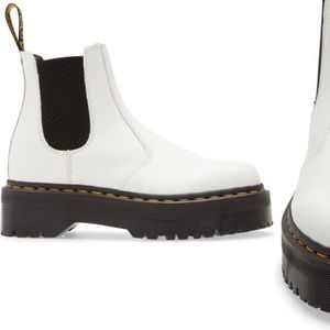 Dr. Martens 2976 Quad Platform Chelsea Boot size 10 worn 1 time